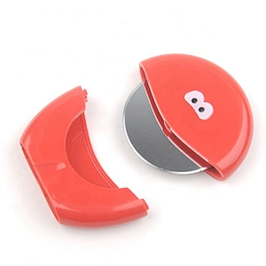 In the shape of a cartoon smiley face pizza cutter pizza slicer cookie cutter with a lid