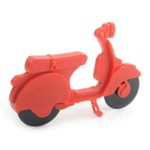 New custom design  plastic bicycle wheel pizza cutter