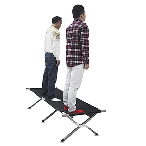 The unit weight 300 catties foldable army camping bed with carry bag