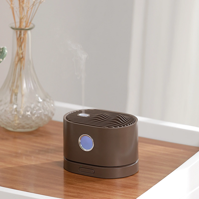 New USB humidifier Home Office simple and beautiful humidifier with colorful LED light