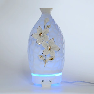 Factory New Design fragrance Diffuser 120ml Ceramic Home Ultrasonic Humidifier Air Diffuser