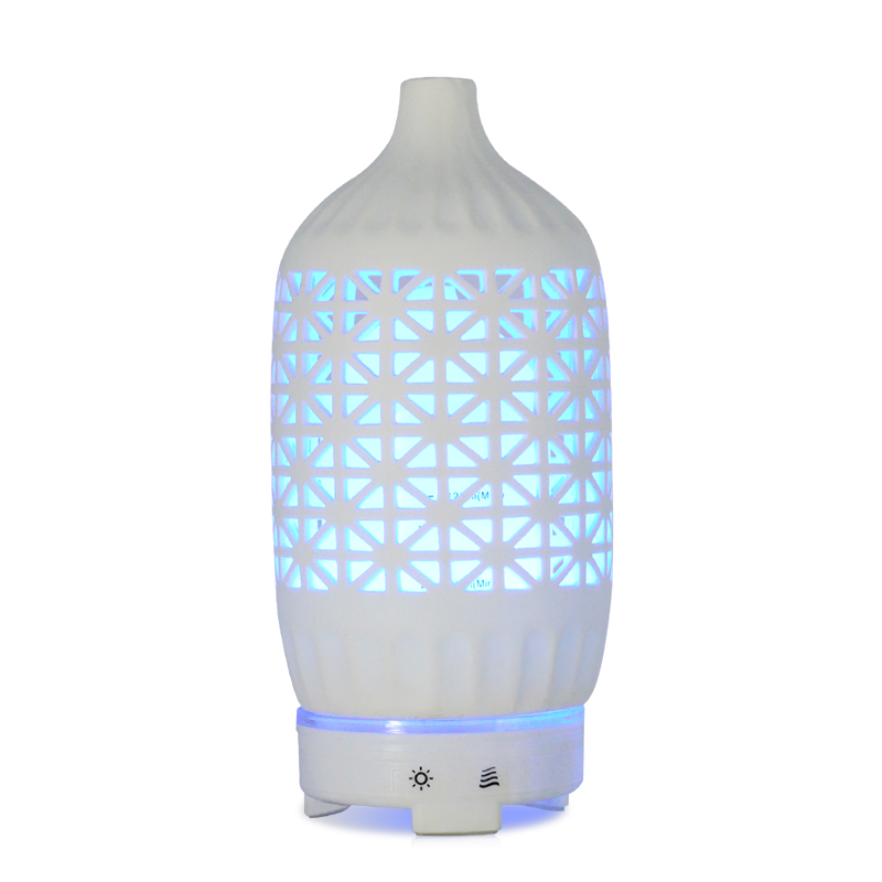 Ultrasonic aroma diffuser and humidifier which can supported by wifi remote control