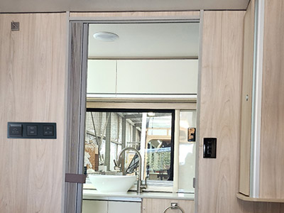 Campervan roof light Product Features