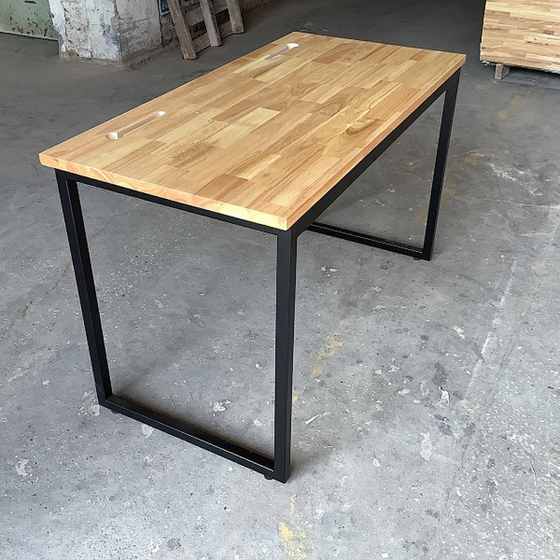 Australia popular office and home use  with stand foot solid wood office desk