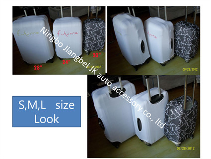 stretchable luggage cover feature-1.jpg