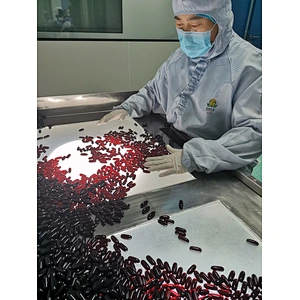 Food supplement contract manufacturer  40% /30%/ 15% Krill Oil Softgel Capsule