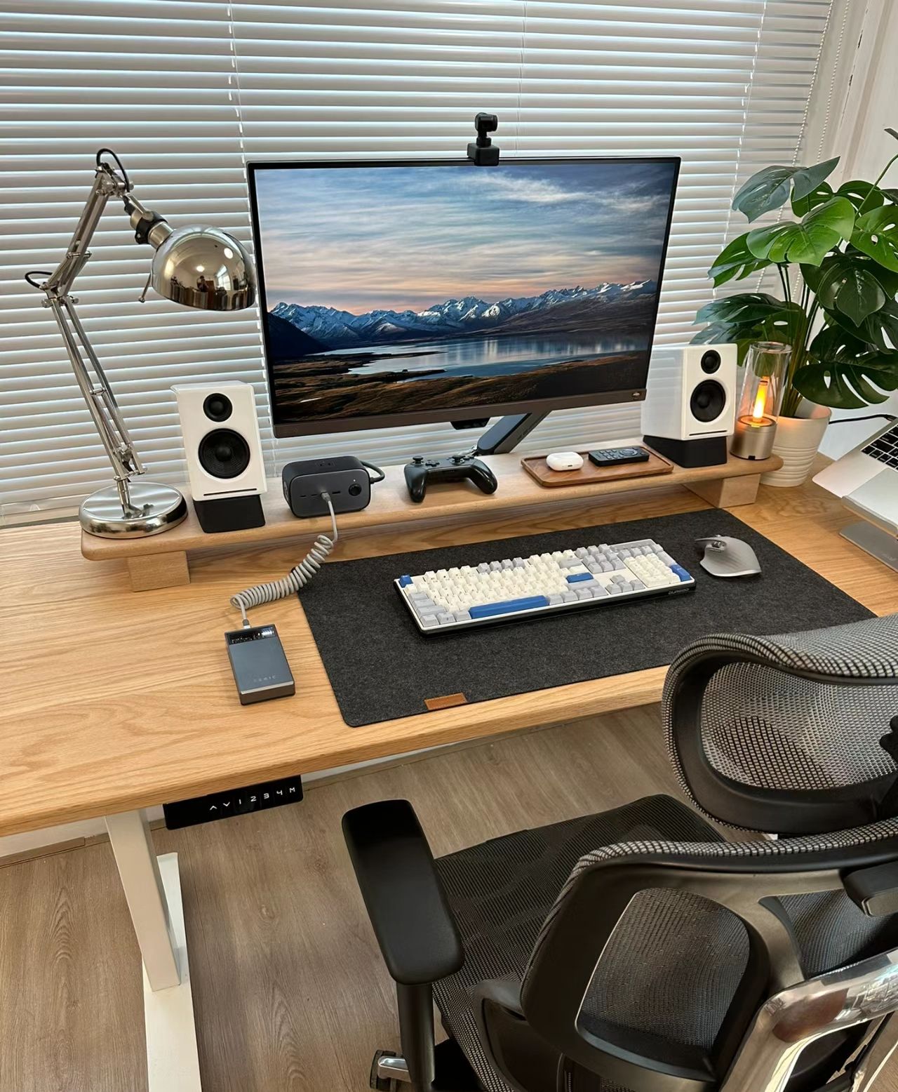 The Benefits of Using Screen Stands for Your Health