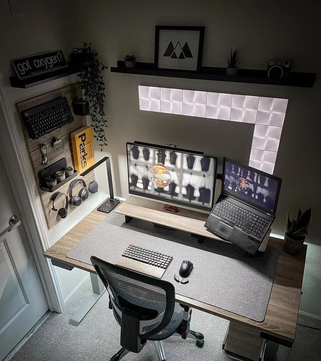 Enhancing Your Desktop Building Experience with MG's Monitor Stands