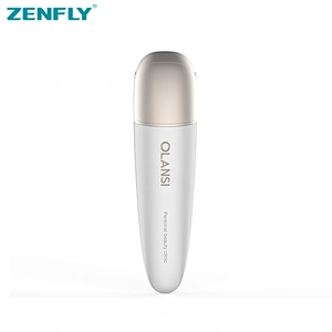 Radiofrequency beauty instrument for improve skin firmness.
