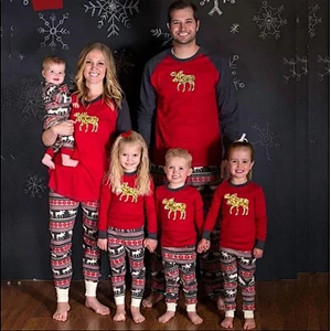 202 New Christmas Family Matching Pajamas Santa Parent-child