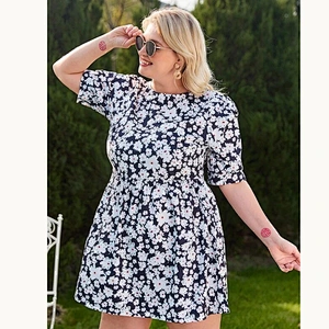 2021 New Plus Allover Floral Puff Sleeve Dress Printed Dress O Neck
