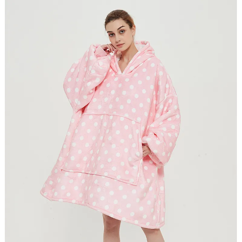 Amazon Hot Selling Comfy Soft Sweatshirt Blanket Oversize Hoodie Sherpa Fleece TV Blanket with Kangaroo Pocket