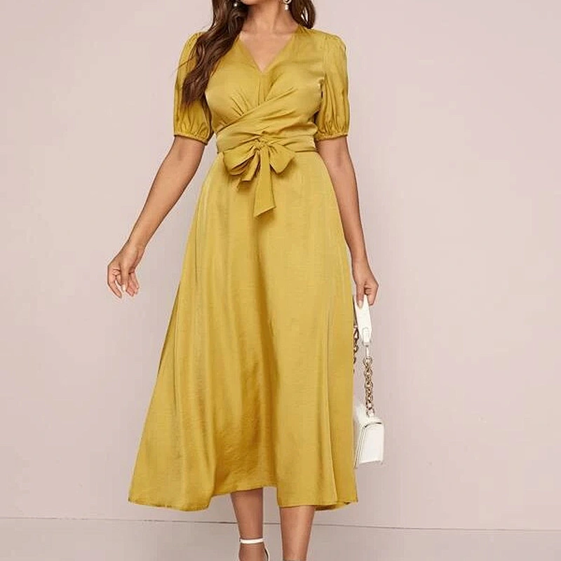 2021 New Arrival Twist Front Puff Sleeve Self Tie Dress Sexy Cusual Lady Dress