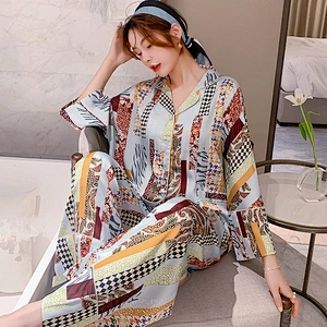 2021 Amazon Winter Pajamas Set comfortable show thin wide leg pants individual graffiti print ice silk pajamas