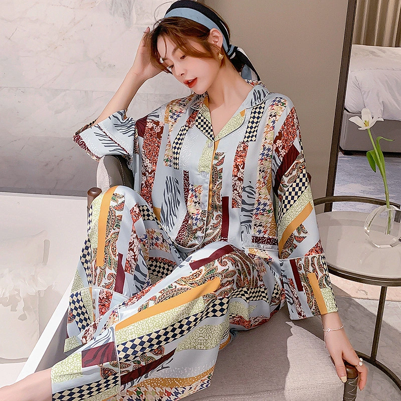 2021 Amazon Winter Pajamas Set comfortable show thin wide leg pants individual graffiti print ice silk pajamas
