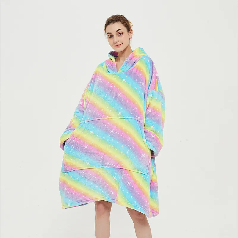 Amazon Hot Selling Comfy Soft Sweatshirt Blanket Oversize Hoodie Sherpa Fleece TV Blanket with Kangaroo Pocket