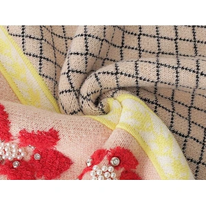OEM/ODM Lady Fashion Vintage Style Loose Pullover Sweater Tops Lattice Printing Beaded Knitted Sweater