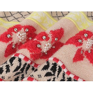 OEM/ODM Lady Fashion Vintage Style Loose Pullover Sweater Tops Lattice Printing Beaded Knitted Sweater