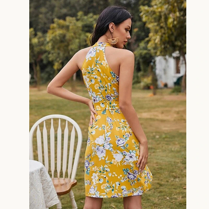 2021 New Floral Print Belted Halter Dress