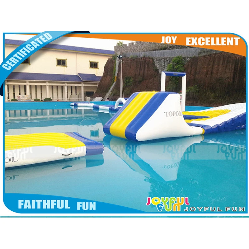 2017 Hot giant inflatable sea floating water park equipment for sale, exciting inflatable water park manufacturer