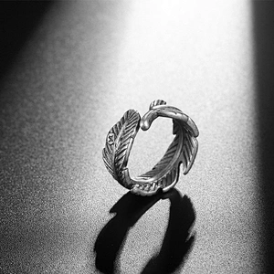 Wholesale And Retail Stainless Steel Antique Silver Men's Hip Hop Punk Gift Party Vintage Feather Ring Women's Jewelry
