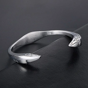 Wholesale And Retail Stainless Steel Antique Silver Men's Hip Hop Punk Vintage Open Flying Eagle Bangle Women's Bracelet Jewelry