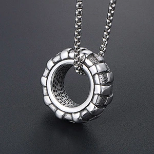 Wholesale And Retail Stainless Steel Antique Silver Womens Hip Hop Punk Gift Party Vintage Tyre Pendants&Charms Jewelry