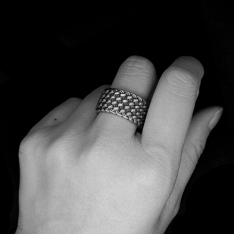 Wholesale And Retail Stainless Steel Silver Gold Men's Hip Hop Punk Gift Party Vintage Weave Ring Women's Jewelry