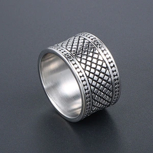 Wholesale And Retail Stainless Steel Antique Silver Men's Hip Hop Punk Gift Party Vintage Checked Ring Women's Jewelry