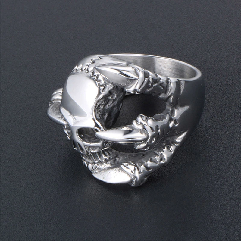 Wholesale And Retail Stainless Steel Antique Silver Men's Hip Hop Punk Gift Party Charm Skull Rings Jewelry