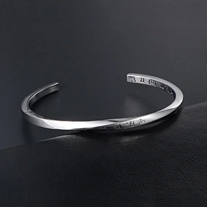 Wholesale And Retail Stainless Steel Antique Silver Men's Hip Hop Punk Gift Party Vintage Open Bangle Women's Bracelet Jewelry
