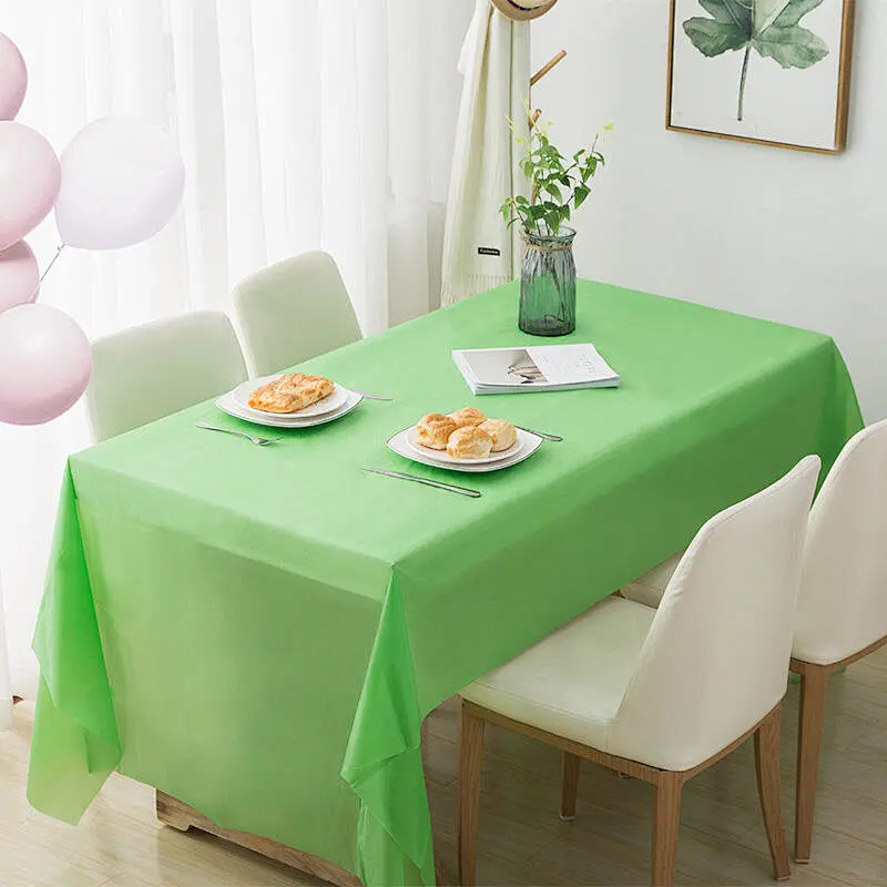 Party Used PE Plastic Rectangle Tablecloth Wedding Party Outing Dinner Rectangular Disposable Tablecloth