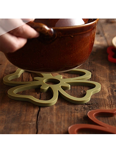 Creative kitchen insulation pad