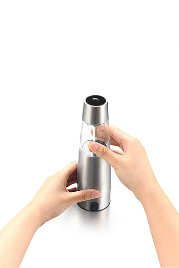 rechargeable salt and pepper grinder set