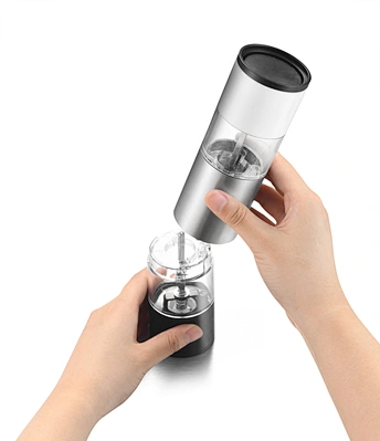 stainless steel salt and pepper grinder set