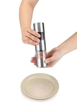 manual salt and pepper mill