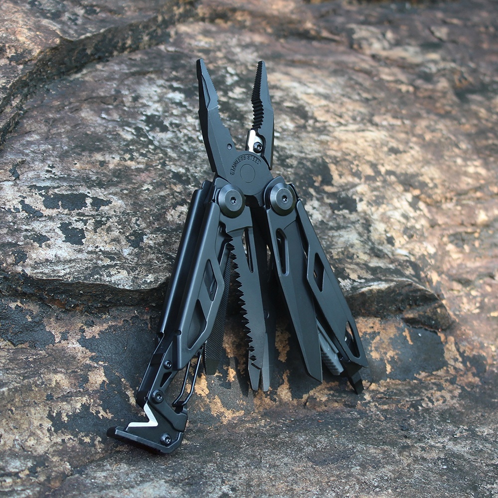 multi purpose pliers EDC multitool with pocket clip