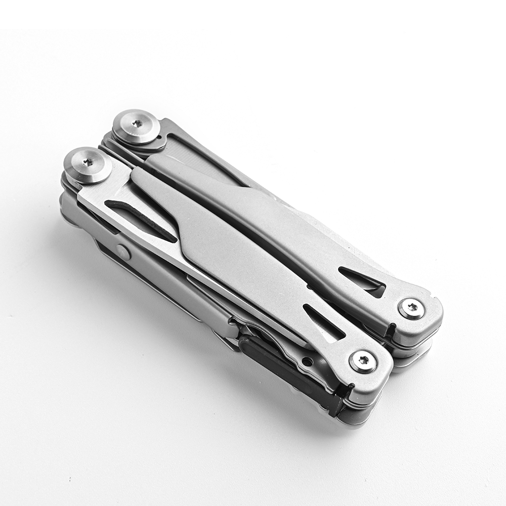 Multi Tool With Pliers