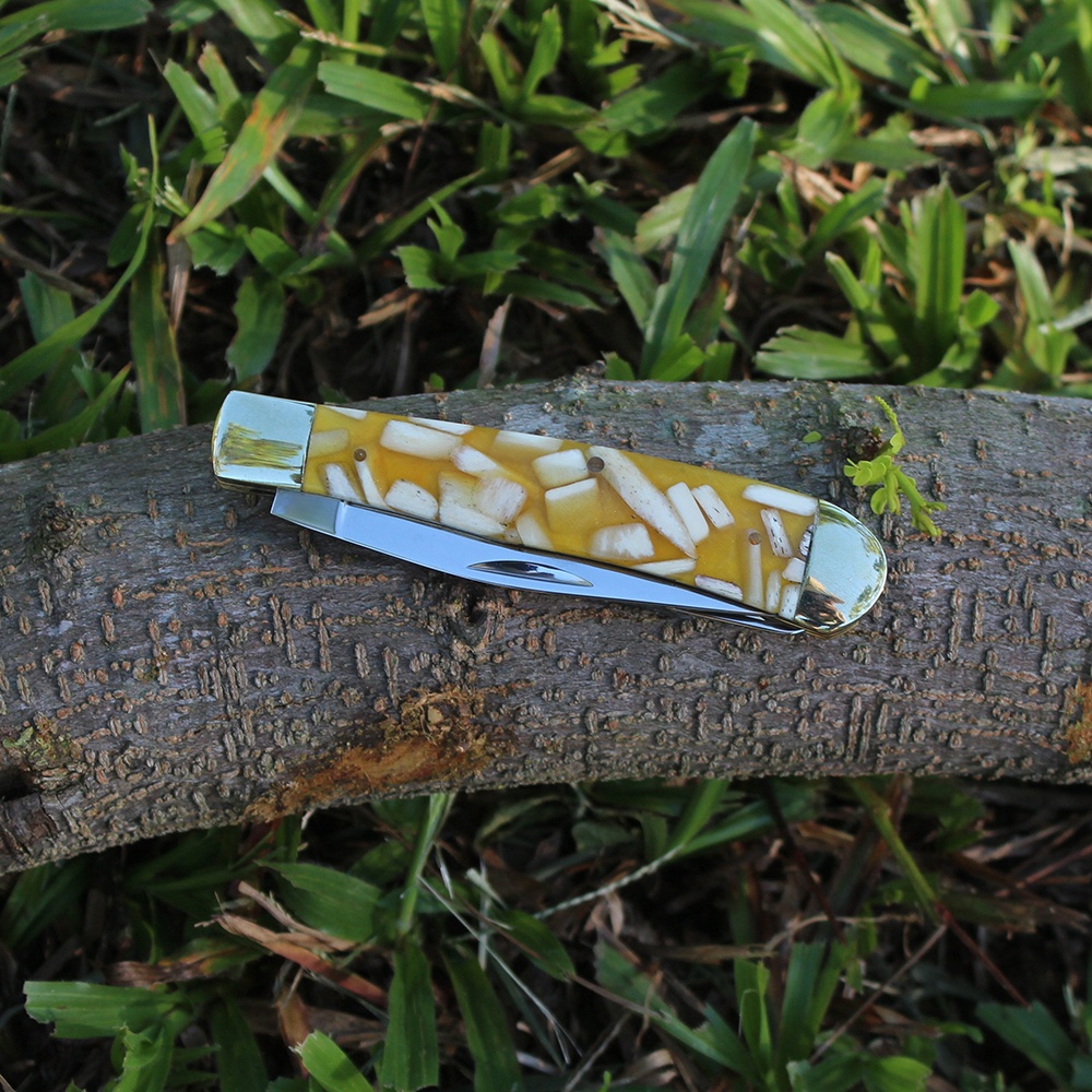 pocket knife for camping perfect for backpacking, fishing, and bushcraft tasks