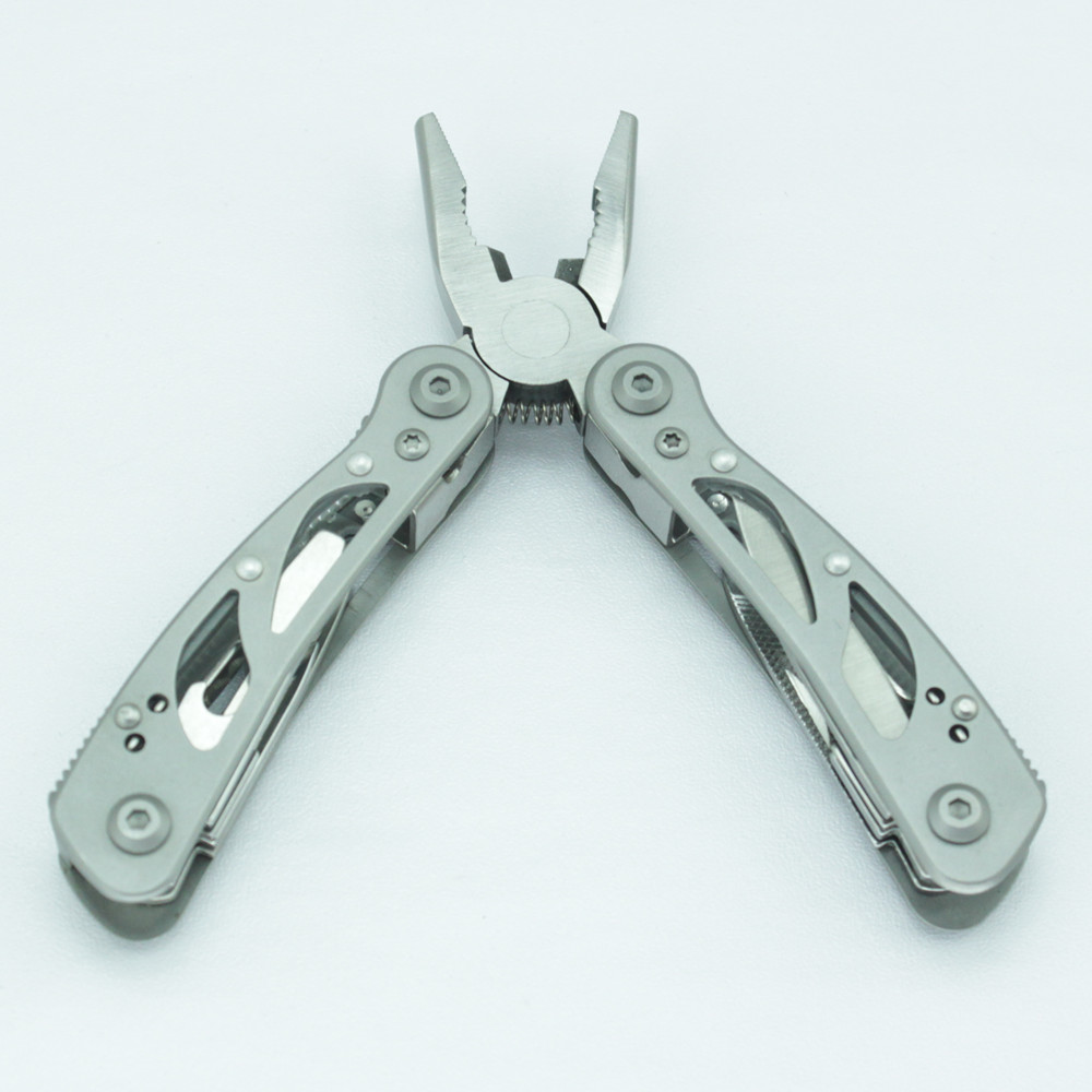 Best Multitool for Camping