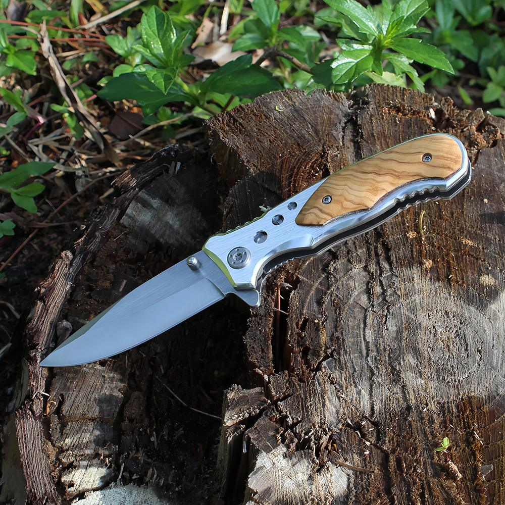 best engraved pocket knife for groomsmen