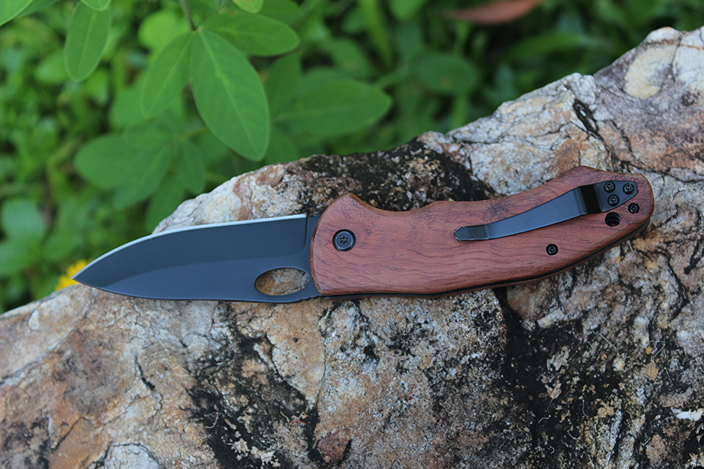 Engraved Pocket Knives