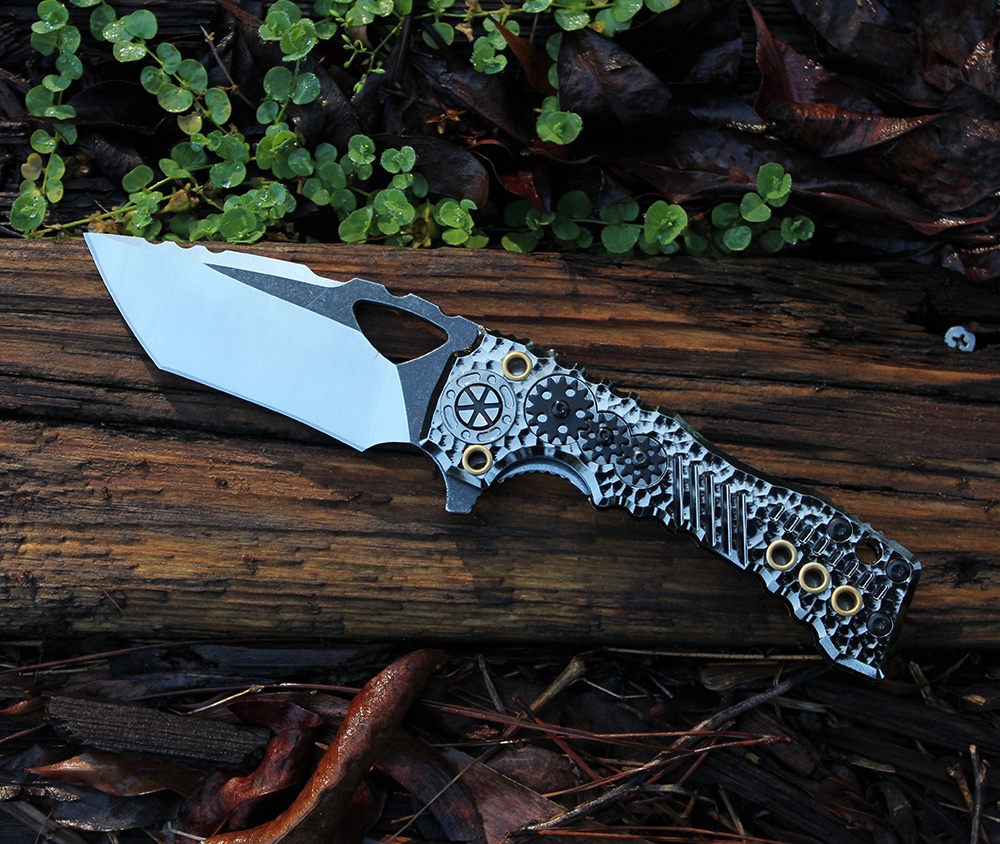 Tactical Hunting Knife