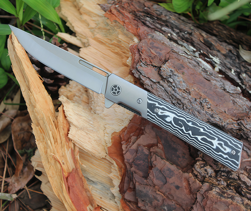 G10 Handle Pocket Knife