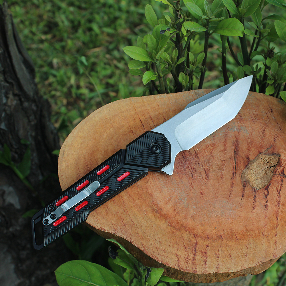 survival pocket knife with back clip for everyday carry