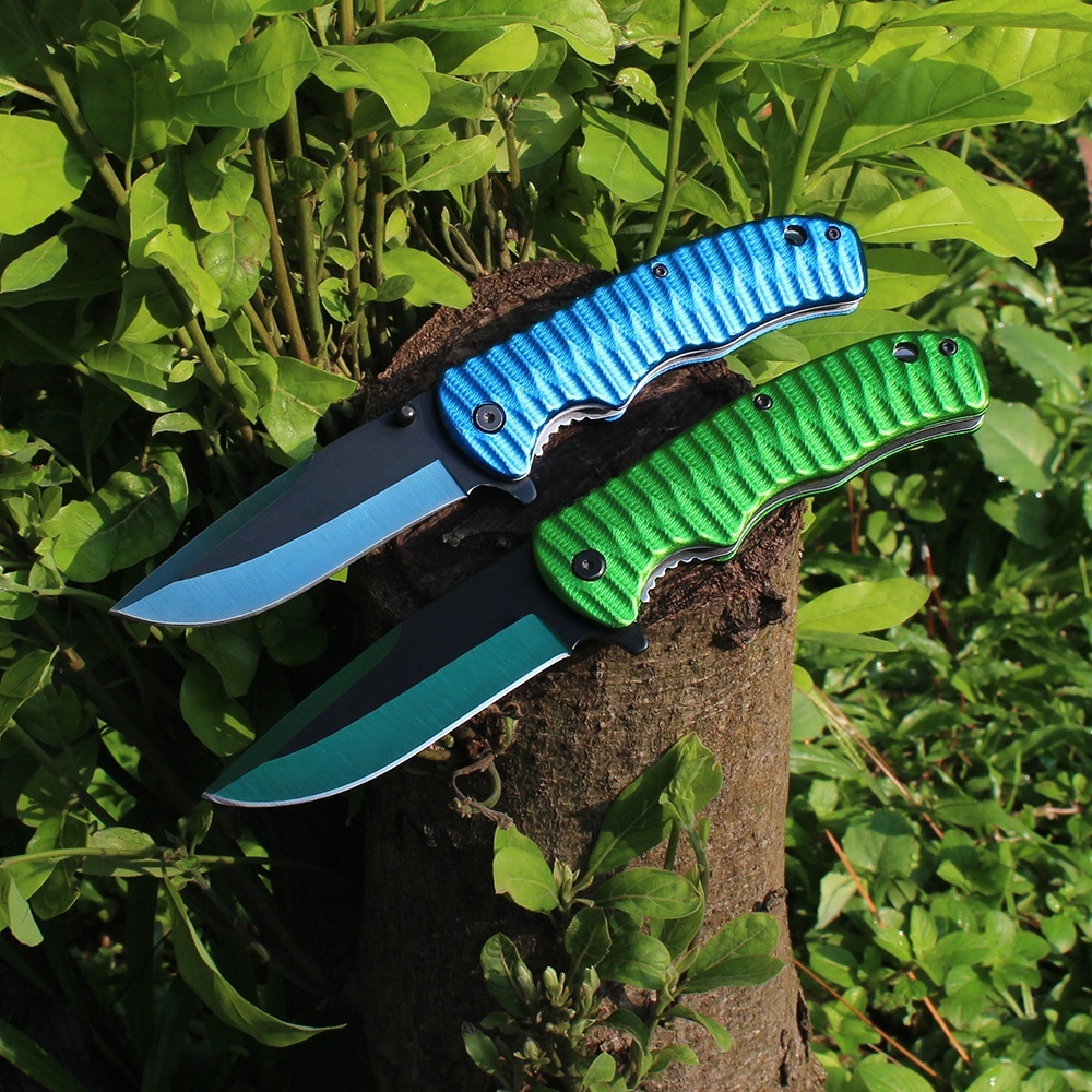 sturdy bushcraft camping knife