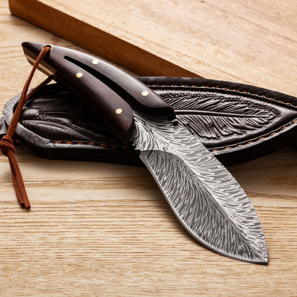 Hunting Knife With Sheath