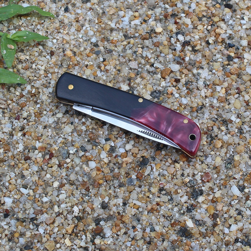 compact size edc knife for men