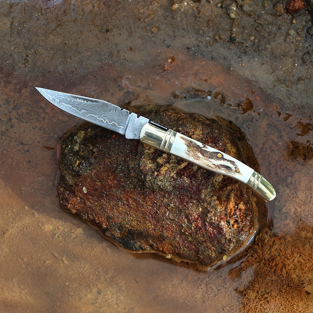 damascus folding knife for self defense