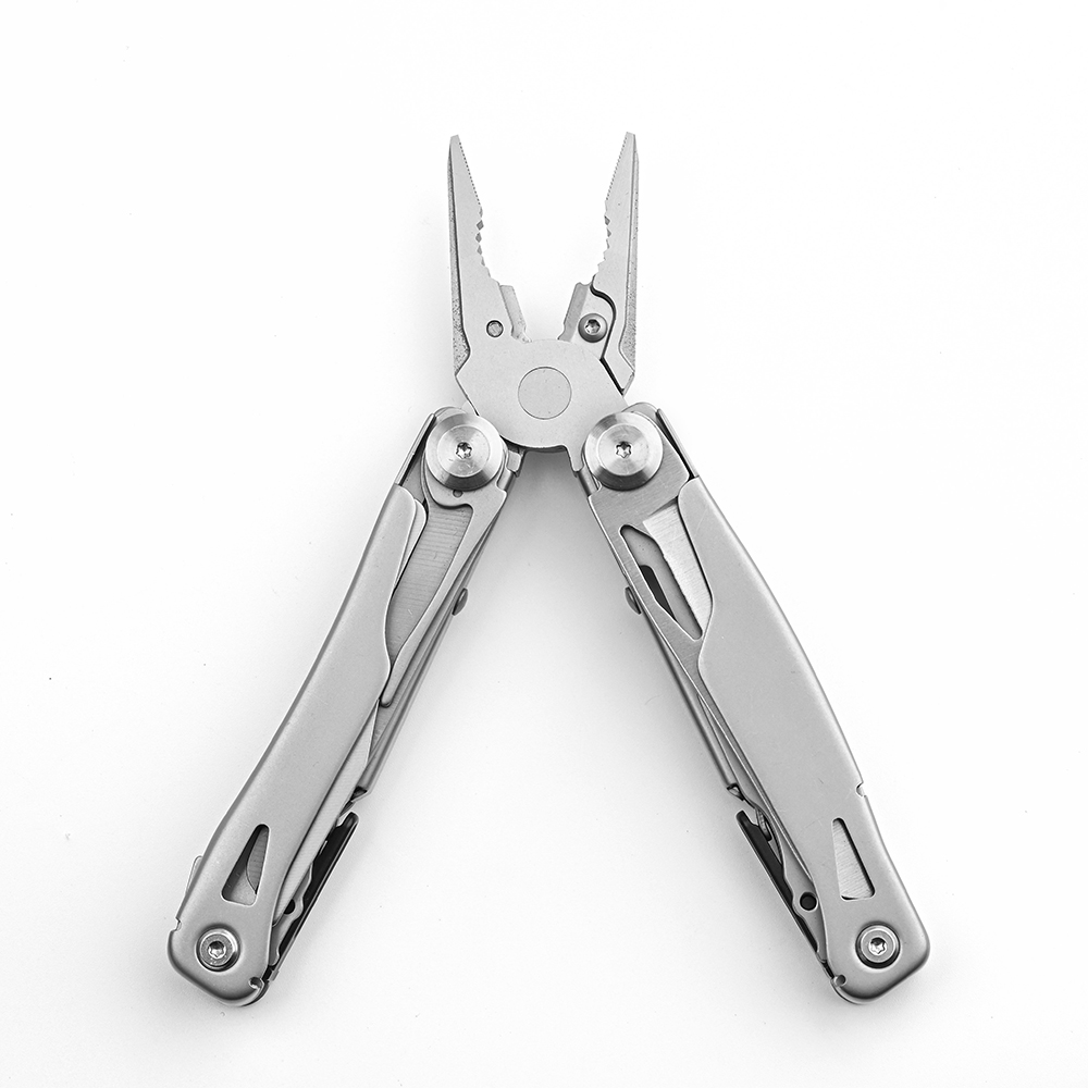 Multitool With Scissors